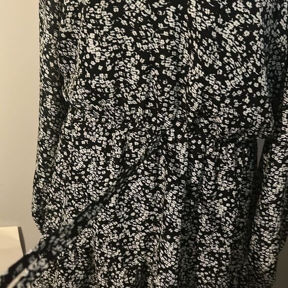 Maurice’s Dress medium C - Picture 5 of 13